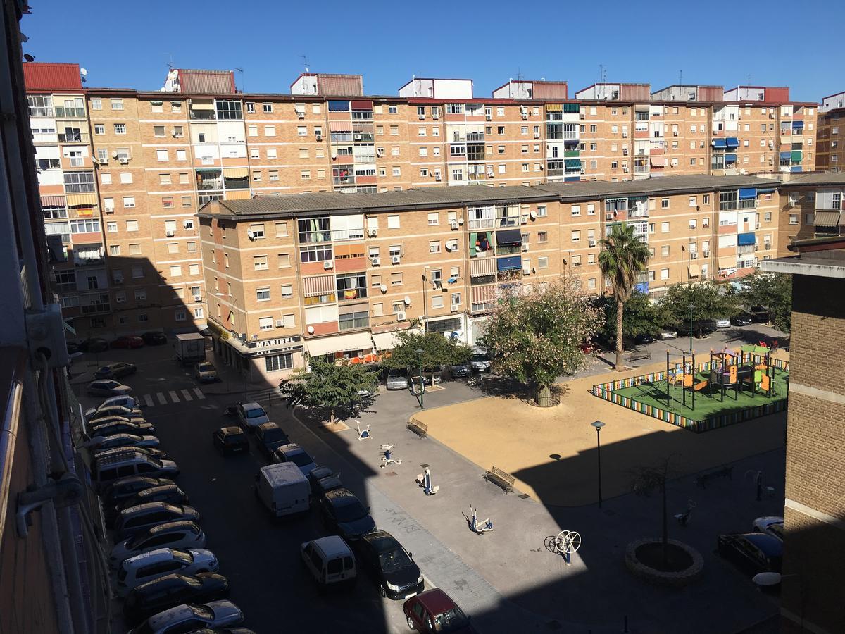 Alojamiento Cerca De Aeropuerto, Metro ,Bus Málaga Dış mekan fotoğraf